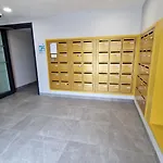 T2 Avec Terrasse En Ville, Proche Et Campagne